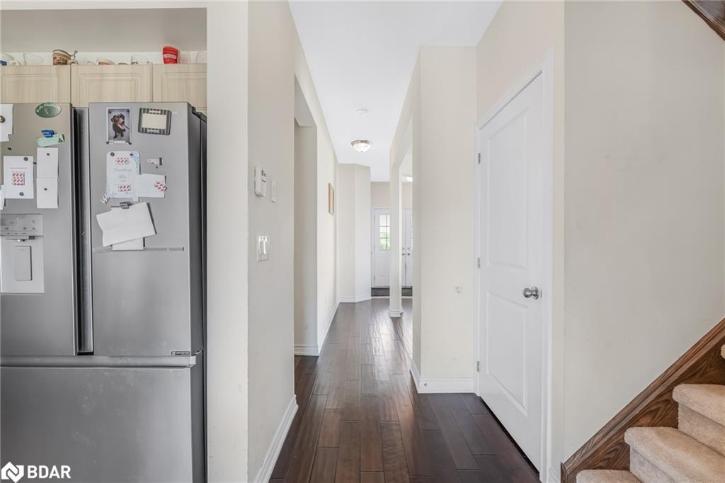 206 Isabella Drive, Orillia, ON - Indoor Photo Showing Other Room