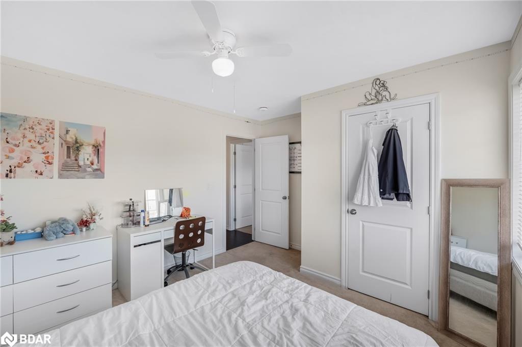 206 Isabella Drive, Orillia, ON - Indoor Photo Showing Bedroom