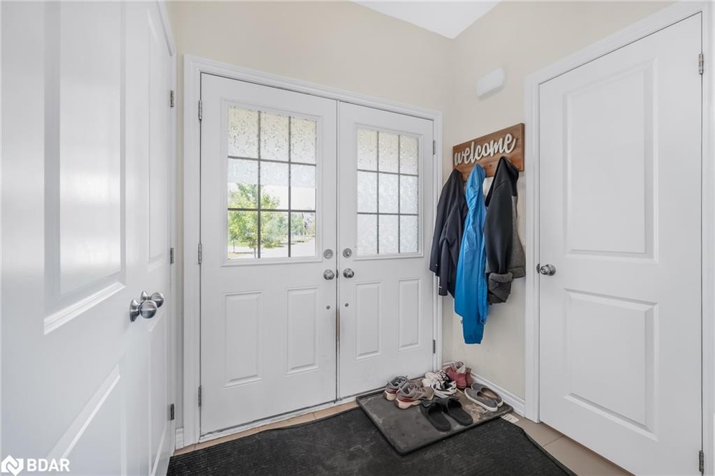 206 Isabella Drive, Orillia, ON - Indoor Photo Showing Other Room