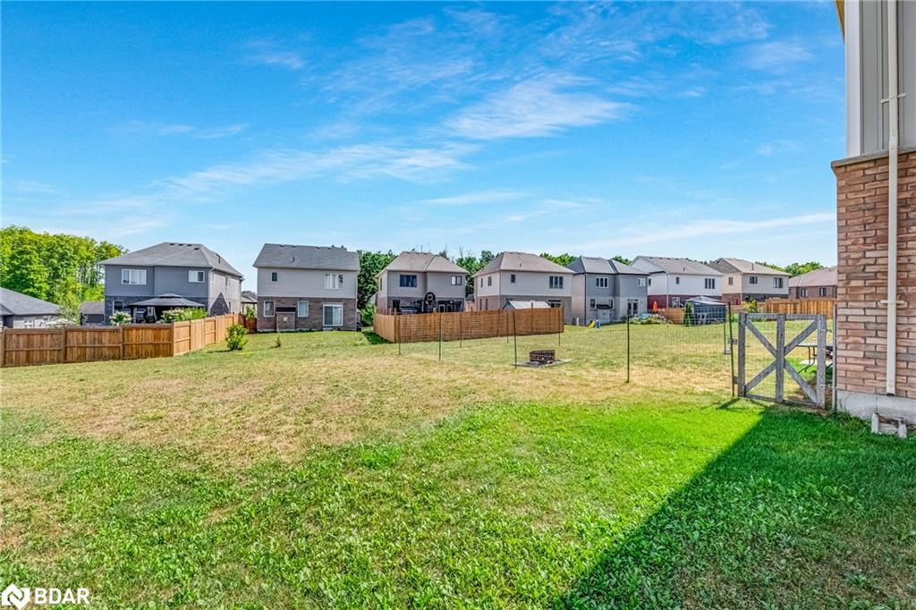 206 Isabella Drive, Orillia, ON - Outdoor With Backyard