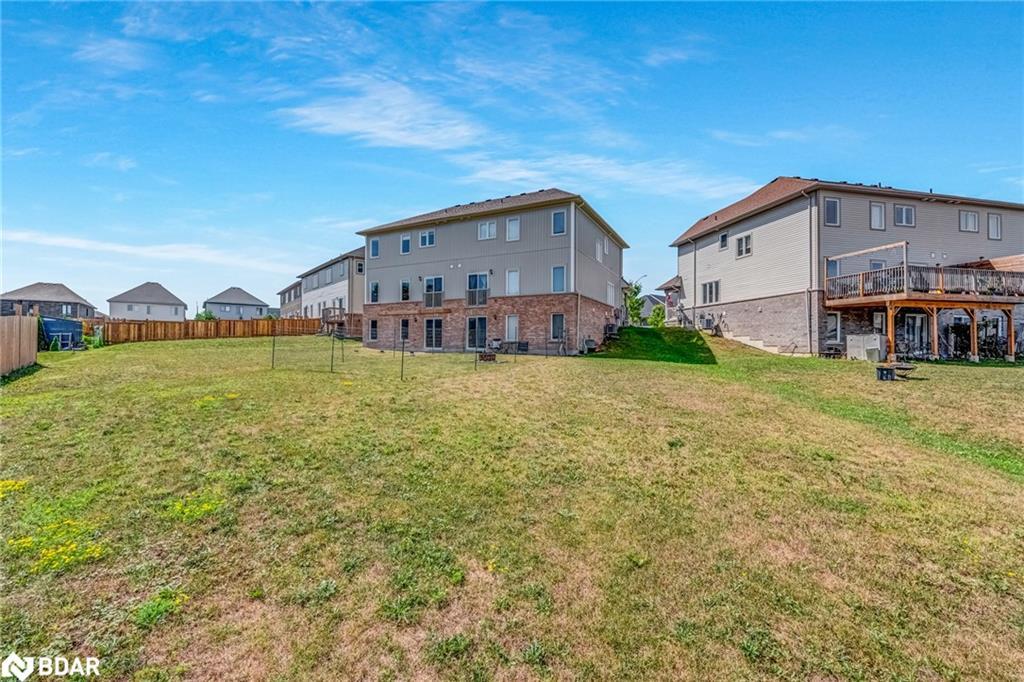 206 Isabella Drive, Orillia, ON - Outdoor With Backyard With Exterior