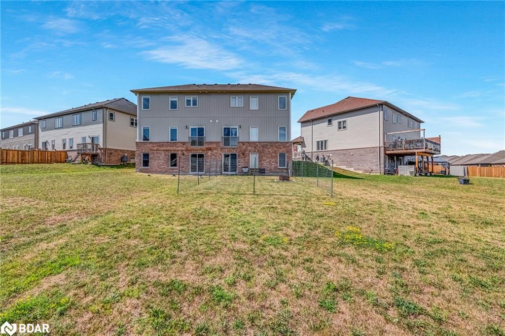 206 Isabella Drive, Orillia, ON - Outdoor With Backyard With Exterior