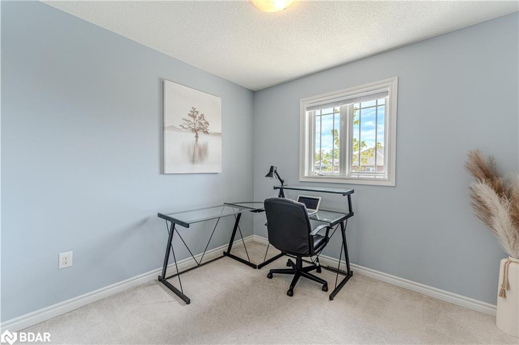 35-209 Harvie Road, Barrie, ON - Indoor Photo Showing Office