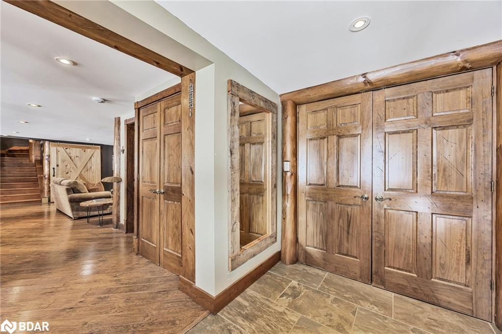 118 Highland Drive, Oro-Medonte, ON - Indoor Photo Showing Other Room