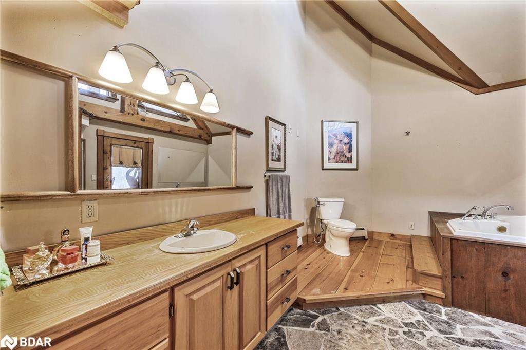 118 Highland Drive, Oro-Medonte, ON - Indoor Photo Showing Bathroom