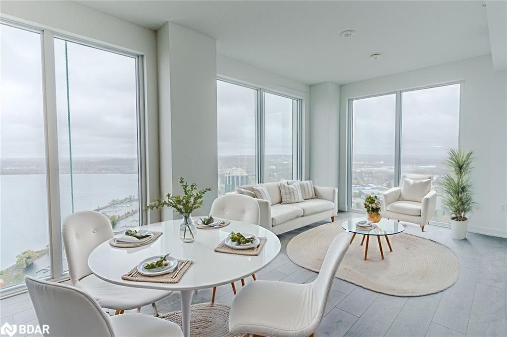 2909-39 Mary Street, Barrie, ON - Indoor