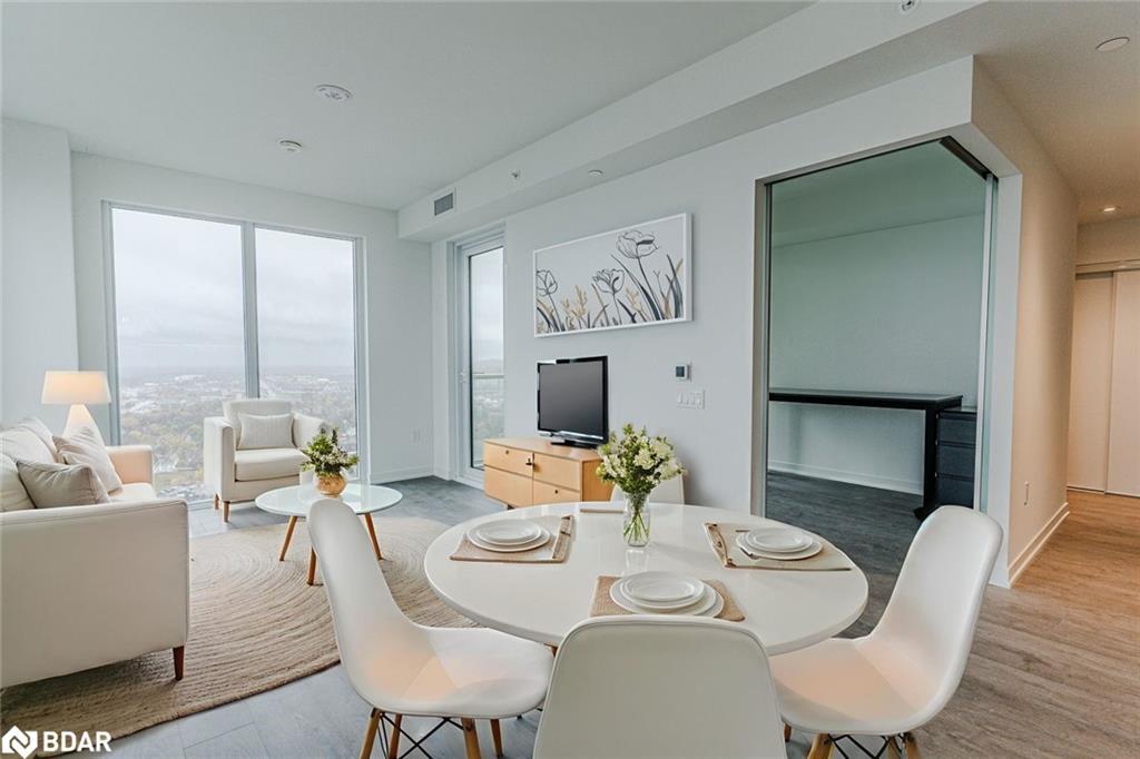 2909-39 Mary Street, Barrie, ON - Indoor Photo Showing Other Room