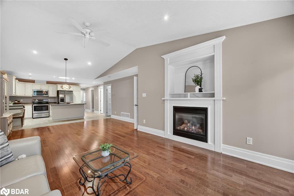 53 Clover Crescent, Wasaga Beach, ON - Indoor Photo Showing Living Room With Fireplace