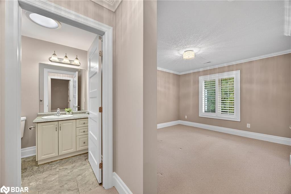 53 Clover Crescent, Wasaga Beach, ON - Indoor Photo Showing Other Room