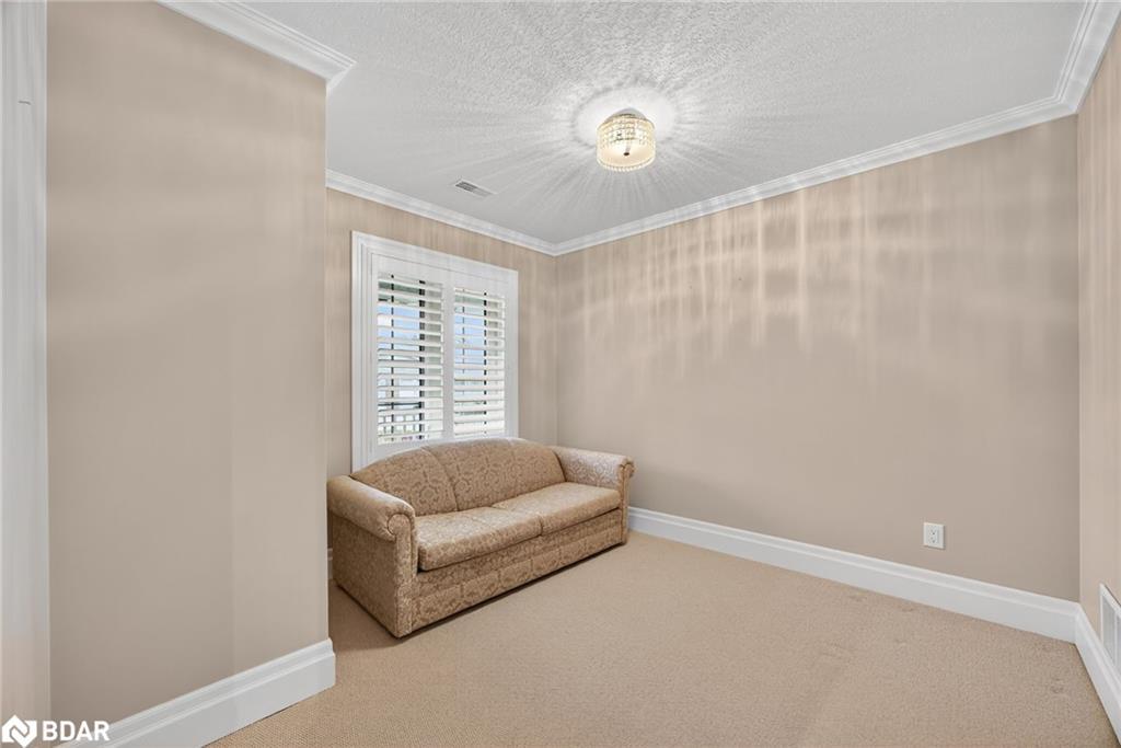 53 Clover Crescent, Wasaga Beach, ON - Indoor Photo Showing Other Room