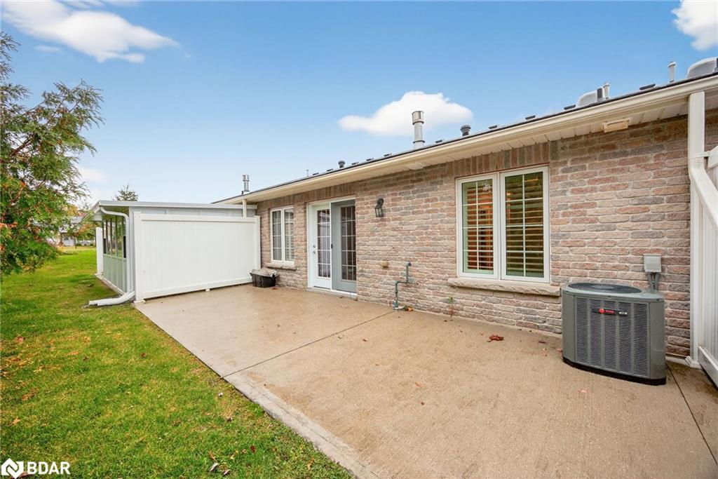 53 Clover Crescent, Wasaga Beach, ON - Outdoor With Exterior