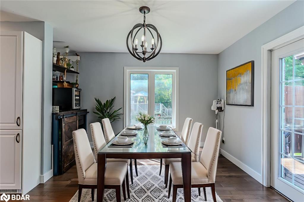 20 Pae Drive, Barrie, ON - Indoor Photo Showing Dining Room