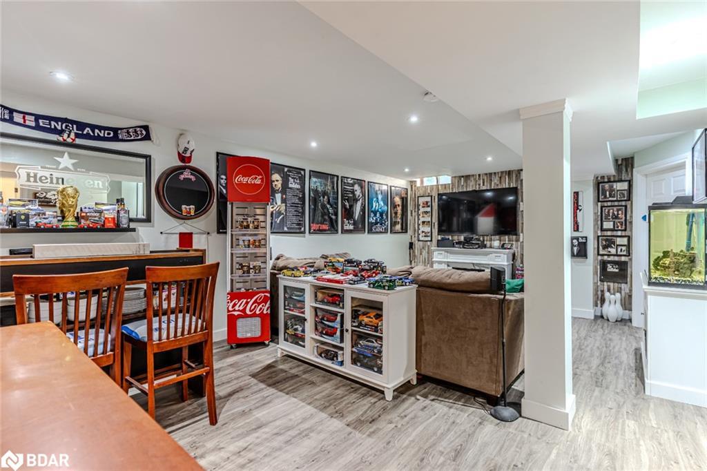 20 Pae Drive, Barrie, ON - Indoor