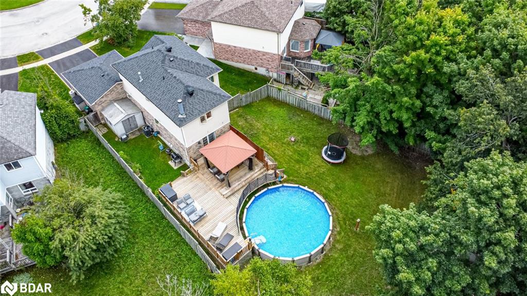 20 Pae Drive, Barrie, ON - Outdoor With Above Ground Pool