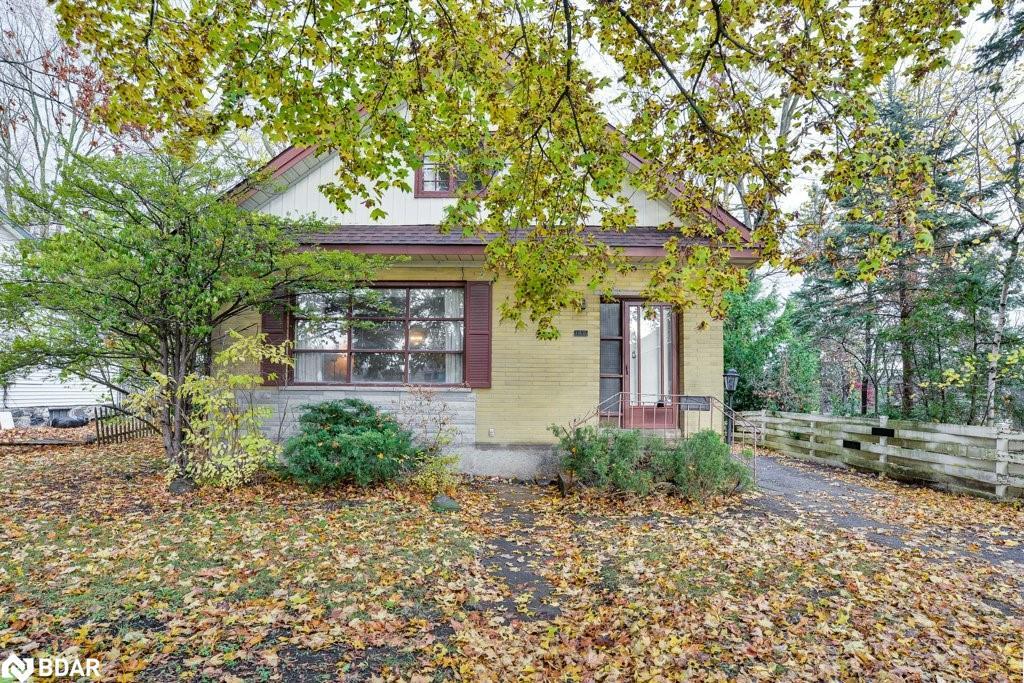 146 West Street N, Orillia, ON - Outdoor