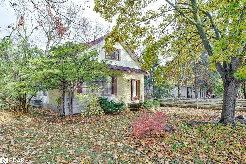 146 West Street N, Orillia, ON - Outdoor