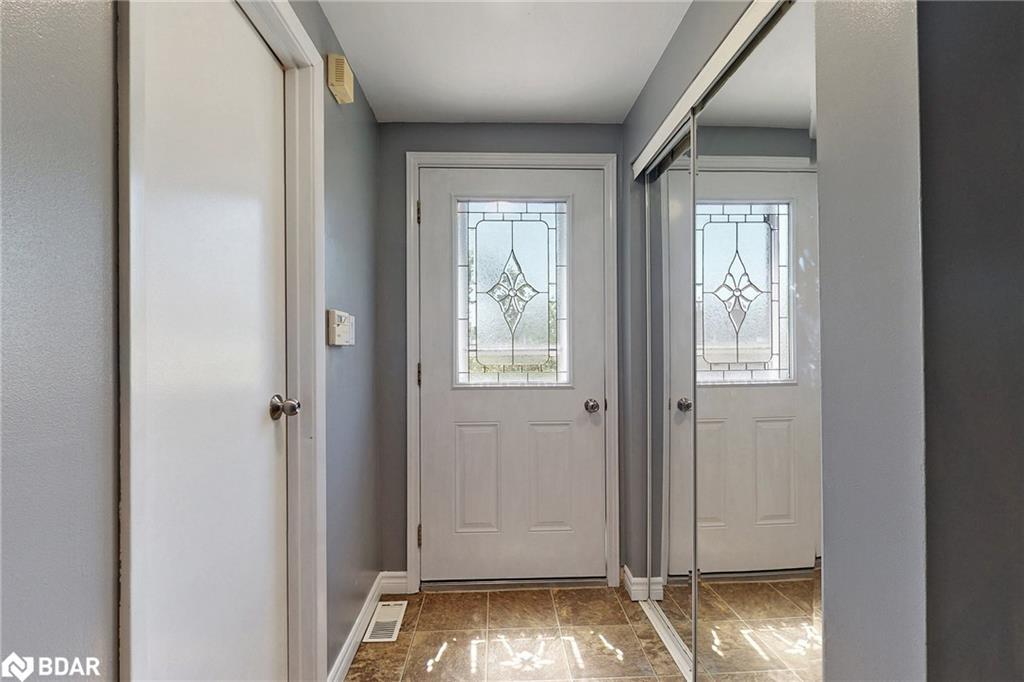 10-648 Doon Village Road, Kitchener, ON - Indoor Photo Showing Other Room