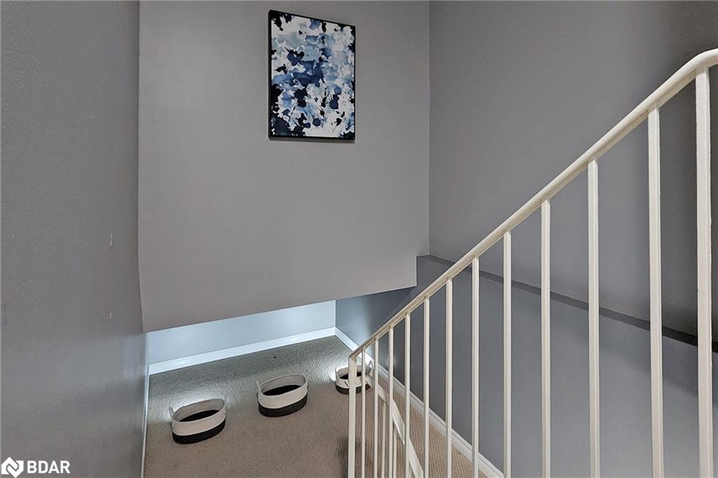 10-648 Doon Village Road, Kitchener, ON - Indoor Photo Showing Other Room