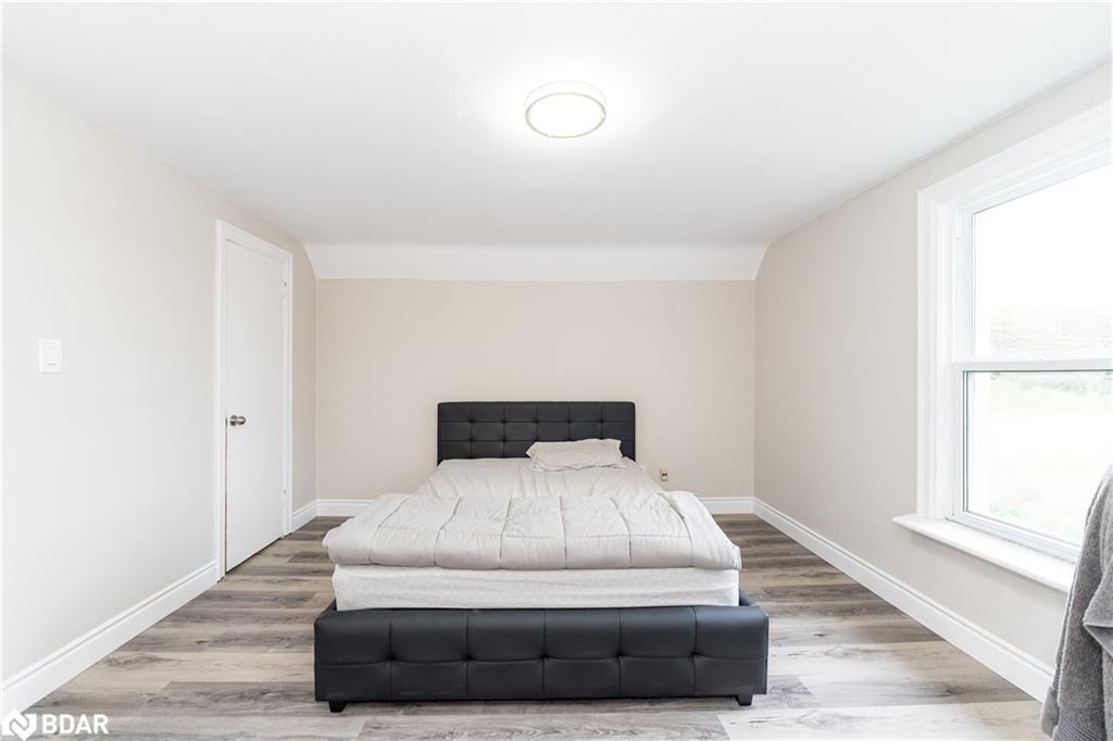 2178 6 Highway, Hamilton, ON - Indoor Photo Showing Bedroom