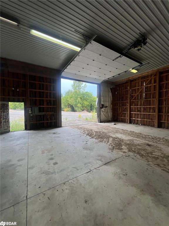 2178 6 Highway, Hamilton, ON - With Exterior