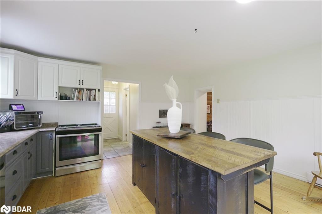 70 Cowans Crescent, Omemee, ON - Indoor Photo Showing Kitchen