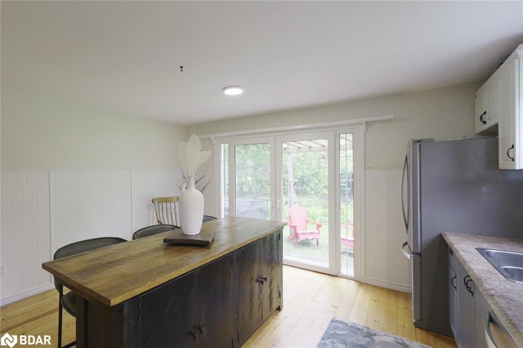 70 Cowans Crescent, Omemee, ON - Indoor Photo Showing Kitchen With Double Sink