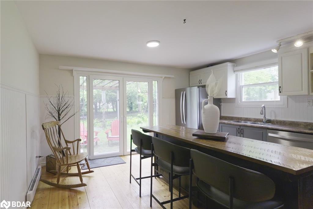 70 Cowans Crescent, Omemee, ON - Indoor Photo Showing Kitchen With Double Sink