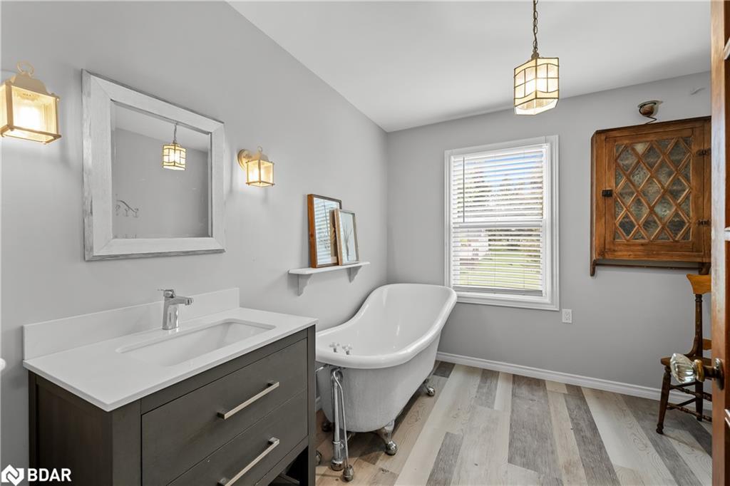 70 Cowans Crescent, Omemee, ON - Indoor Photo Showing Bathroom