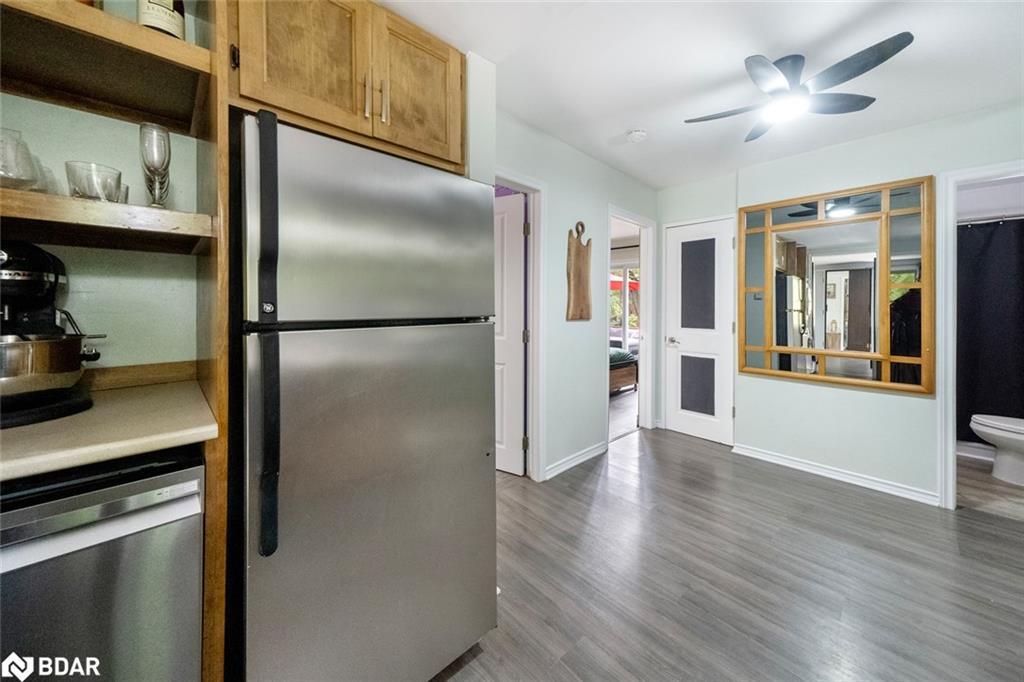 1182 5 Line S, Oro-Medonte, ON - Indoor Photo Showing Kitchen