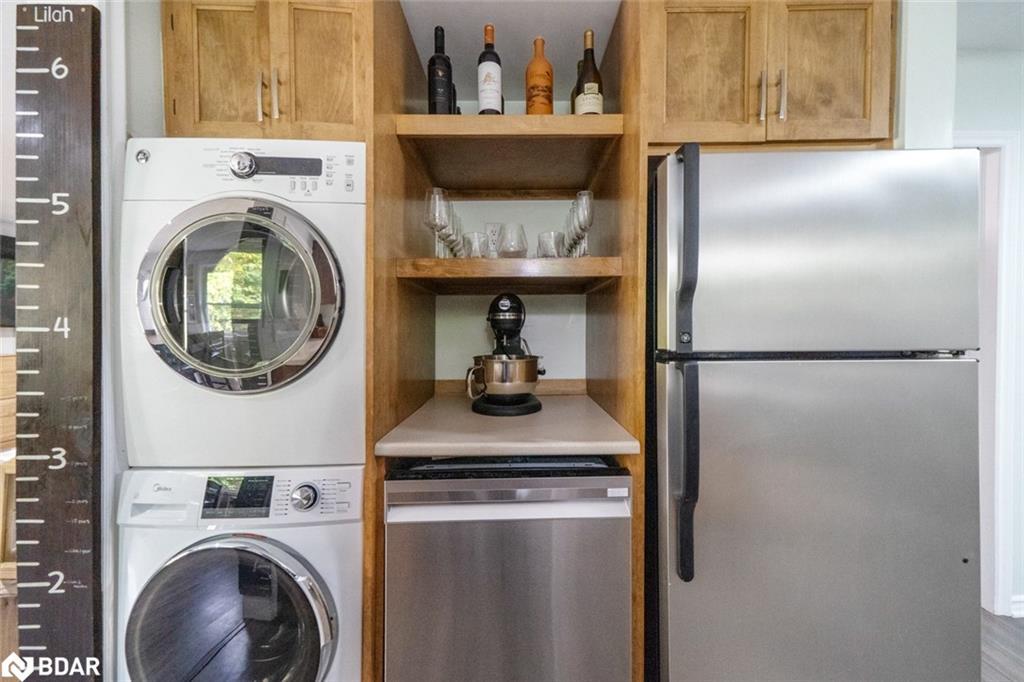 1182 5 Line S, Oro-Medonte, ON - Indoor Photo Showing Laundry Room