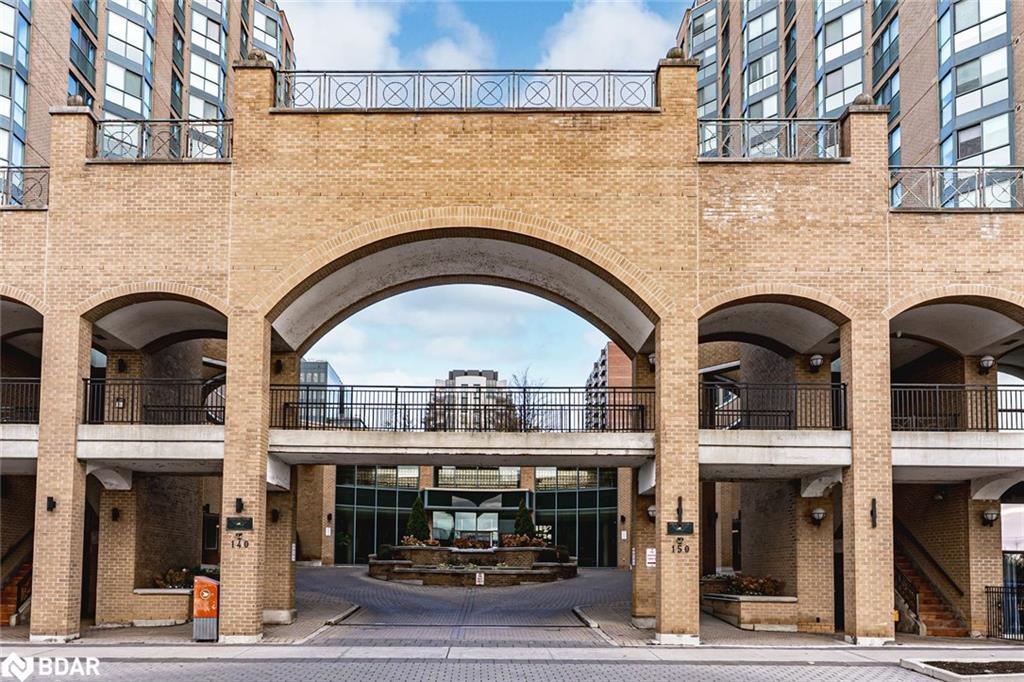 1103-150 Dunlop Street E, Barrie, ON - Outdoor