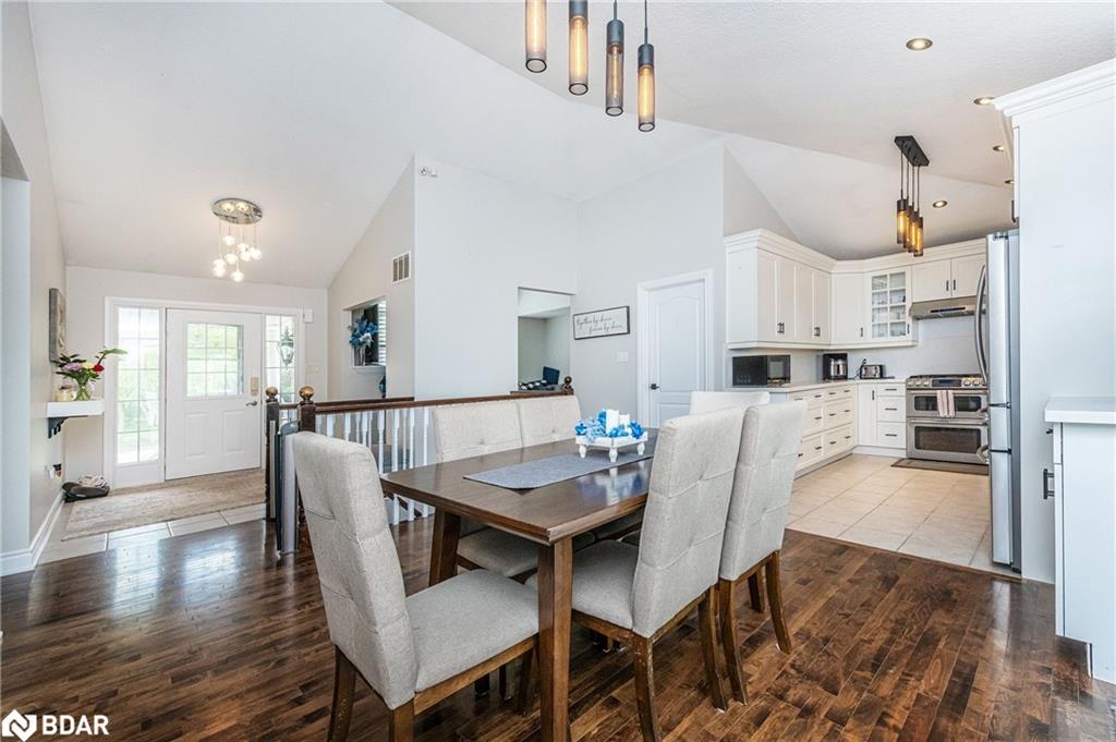 285017 County Road 10, Amaranth, ON - Indoor Photo Showing Dining Room
