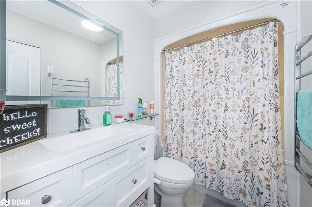 285017 County Road 10, Amaranth, ON - Indoor Photo Showing Bathroom
