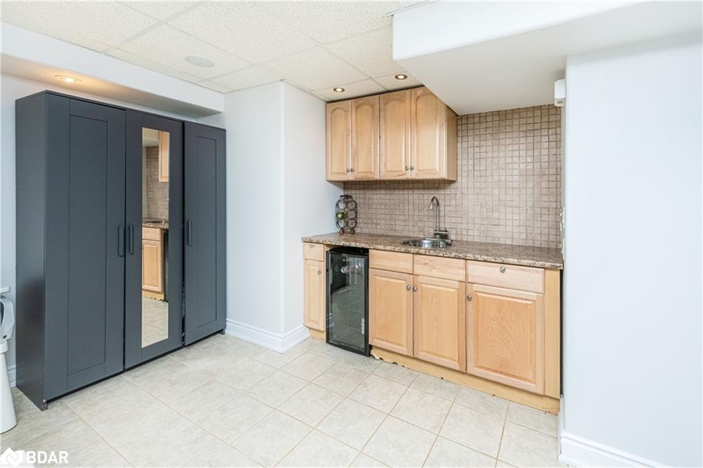 285017 County Road 10, Amaranth, ON - Indoor Photo Showing Kitchen