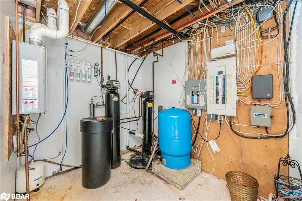285017 County Road 10, Amaranth, ON - Indoor Photo Showing Basement