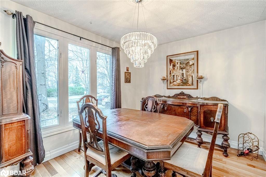 2016 Kate Avenue, Innisfil, ON - Indoor Photo Showing Dining Room