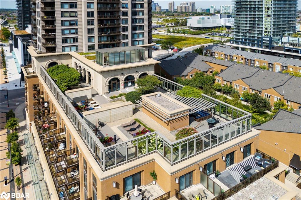 307-385 Prince Of Wales Drive, Mississauga, ON - Outdoor