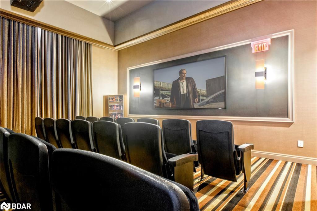 307-385 Prince Of Wales Drive, Mississauga, ON - Indoor