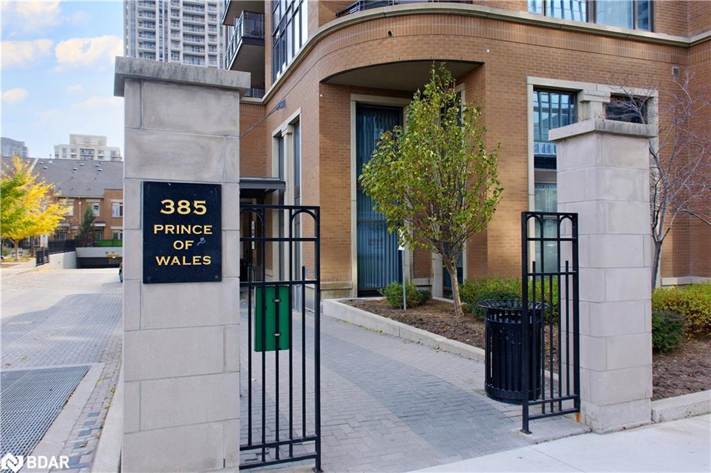307-385 Prince Of Wales Drive, Mississauga, ON - Outdoor