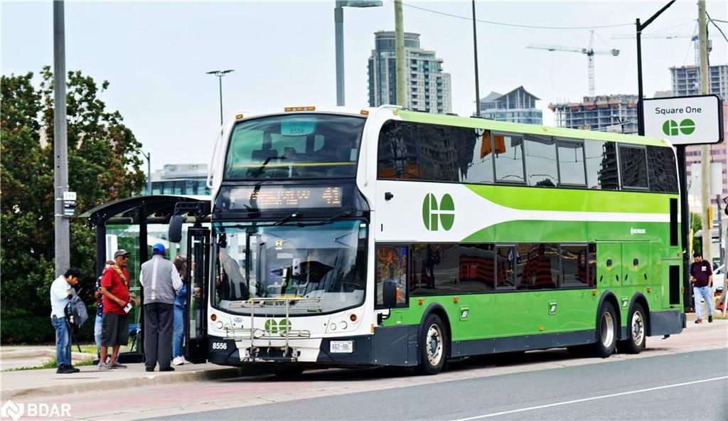 307-385 Prince Of Wales Drive, Mississauga, ON -