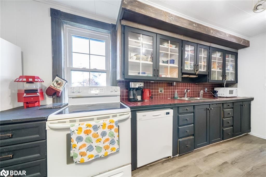 57 Coldwater Road, Severn, ON - Indoor