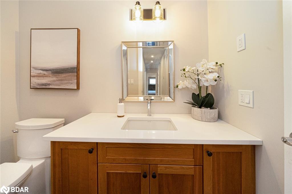 62 Thoroughbred Drive, Oro-Medonte, ON - Indoor Photo Showing Bathroom