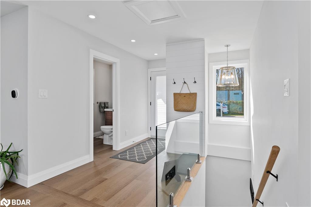 2371 Lakeshore Road E, Oro-Medonte, ON - Indoor Photo Showing Other Room