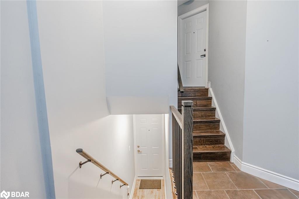 30 Hewitt Place, Barrie, ON - Indoor Photo Showing Other Room