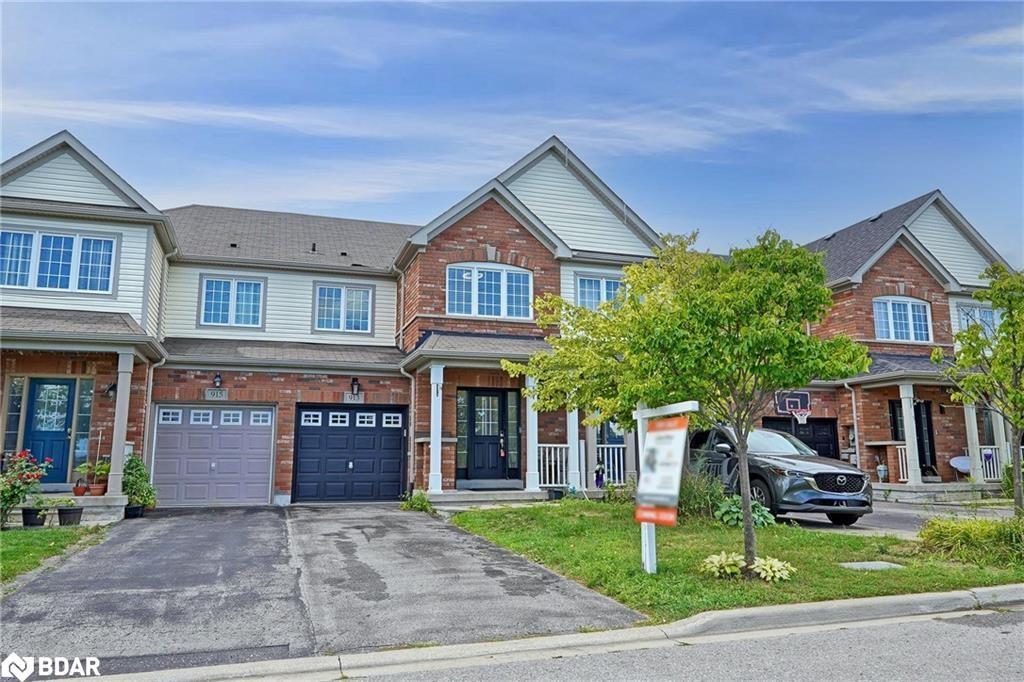 913 Fetchison Drive, Oshawa, ON - Outdoor With Facade