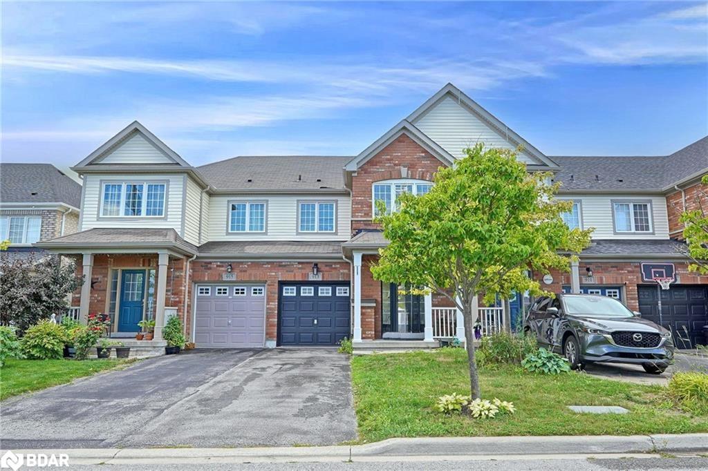 913 Fetchison Drive, Oshawa, ON - Outdoor With Facade