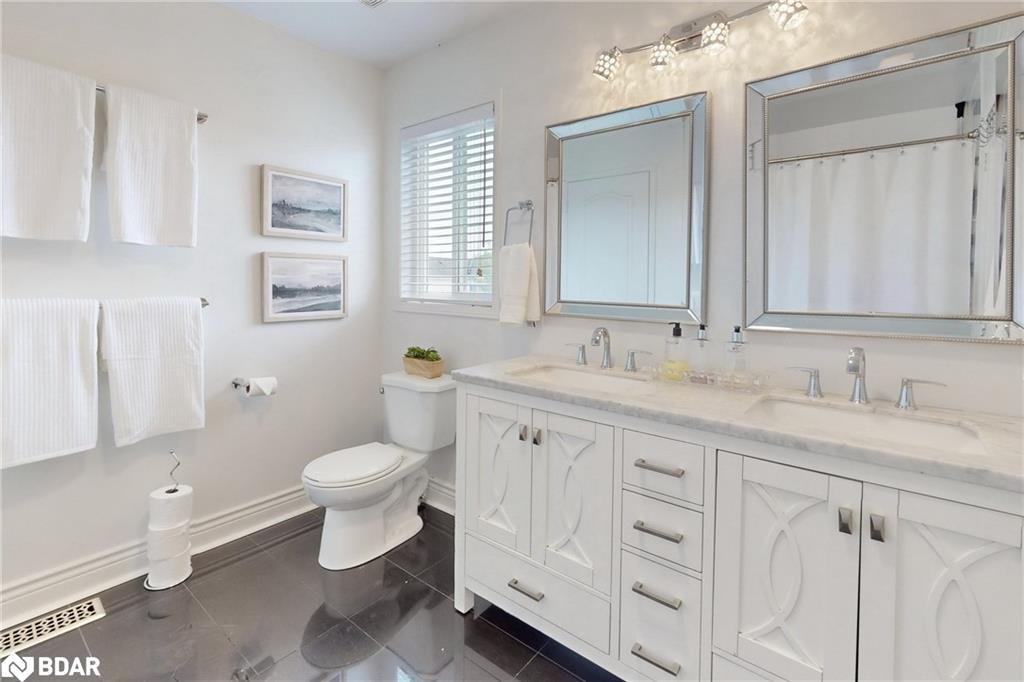 913 Fetchison Drive, Oshawa, ON - Indoor Photo Showing Bathroom