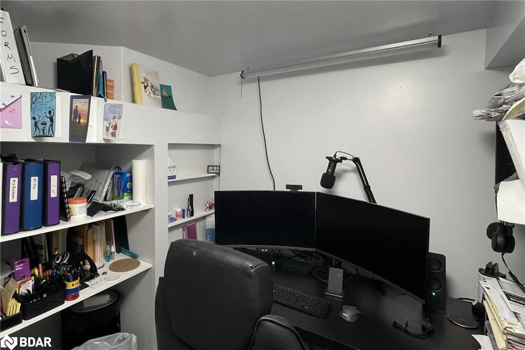 913 Fetchison Drive, Oshawa, ON - Indoor