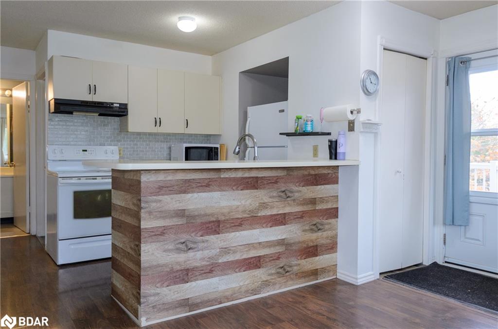 57-19 Dawson Drive, Collingwood, ON - Indoor Photo Showing Kitchen