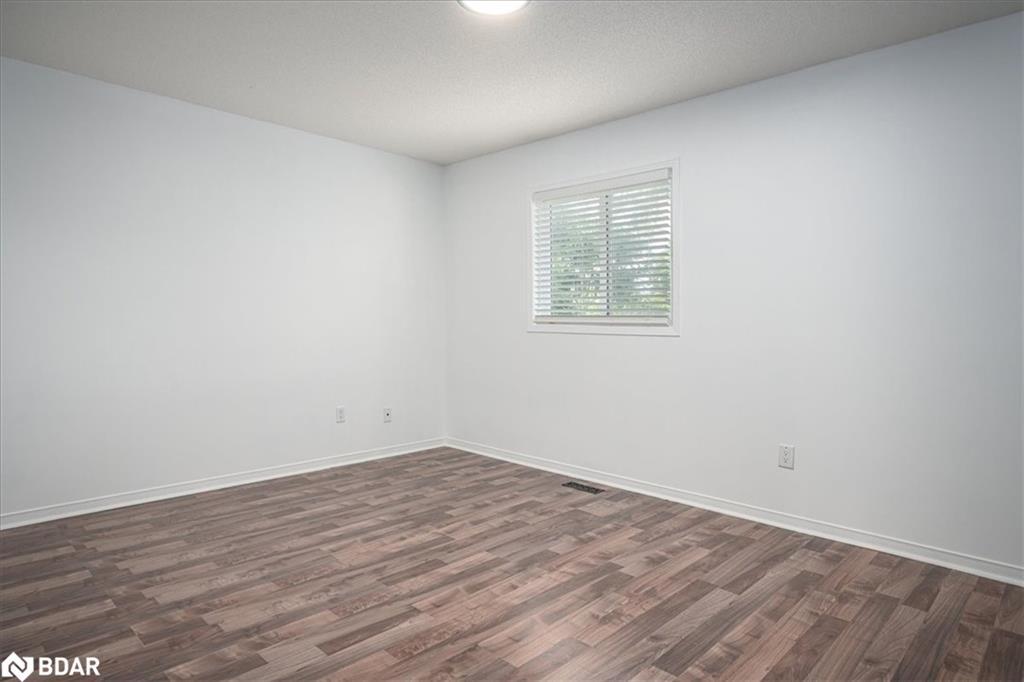 22 River Ridge Road, Barrie, ON - Indoor Photo Showing Other Room